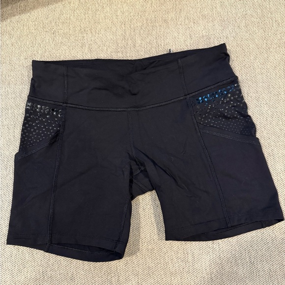 lululemon biker shorts - Picture 1 of 3